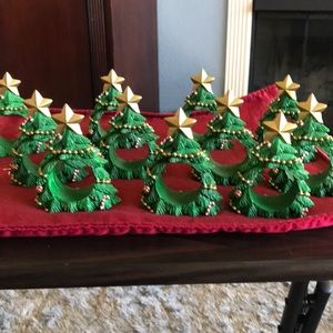 Set of 12 brand new napkin rings